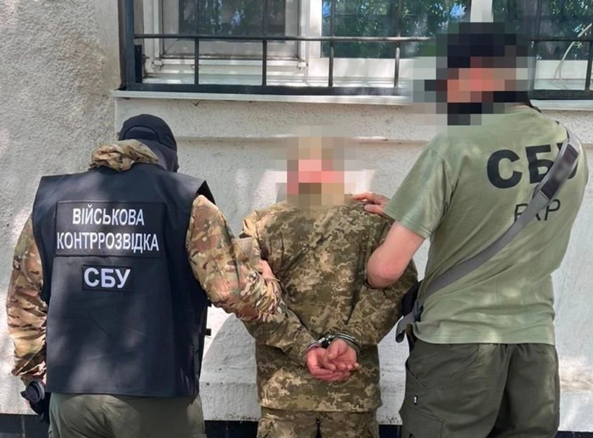 Спецпідрозділи СБУ разом із Сирським виявили та затримали російського агента у лавах ЗСУ, – Малюк. 