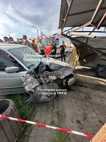 Шестеро постраждалих: в Одесі водій збив пішоходів на “зебрі”