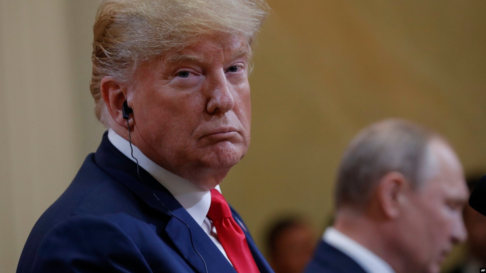 “Задушить” Путіна тарифами: як Трамп може тиснути на РФ, аби домогтися перемир’я